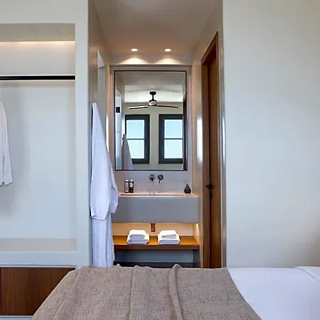 Elessa Hotel Santorini Island