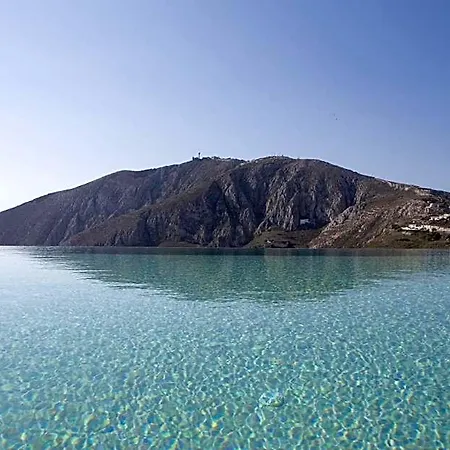 Hotel Elessa Santorini Island