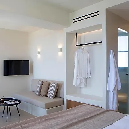 Elessa 5* Santorini Island