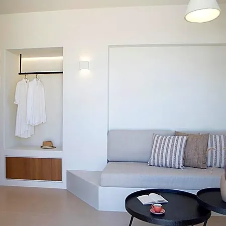Elessa Hotel Santorini Island